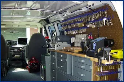 Advantage Locksmith Store Ardmore, PA 610-235-0668 - 2-mobile-locksmith