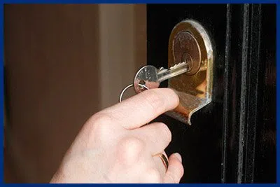 Advantage Locksmith Store Ardmore, PA 610-235-0668 - 7-door-unlock